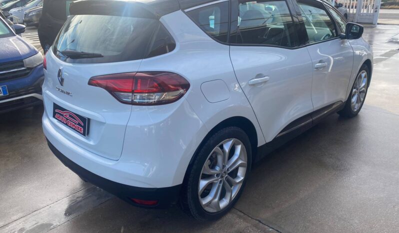 RENAULT SCENIC 2017 1.5 DIESEL pieno
