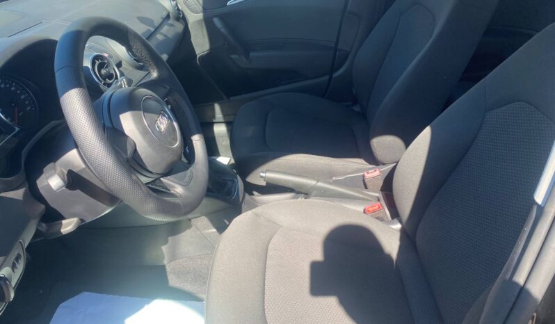 AUDI A1 2015 1.5 DIESEL pieno