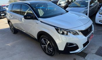 PEUGEOT 5008 1.5 DISEL CAMBIO AUTOMATICO pieno