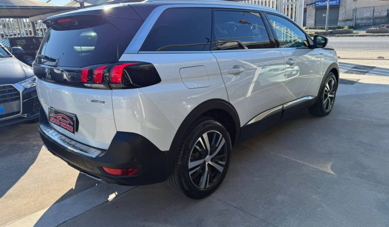 PEUGEOT 5008 1.5 DISEL CAMBIO AUTOMATICO pieno