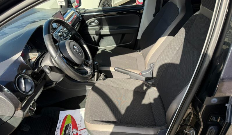 VW UP  2014 1.0 BENZINA pieno