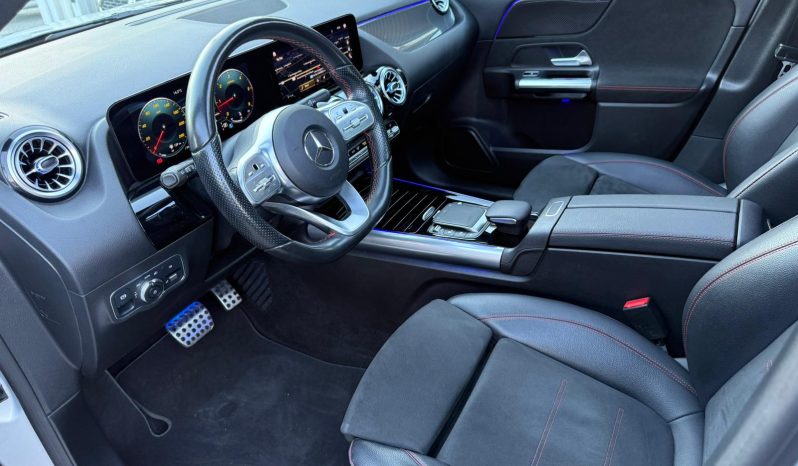 MERCEDES GLA 200d 4MATIC PREMIUM NIGHT EDITION pieno