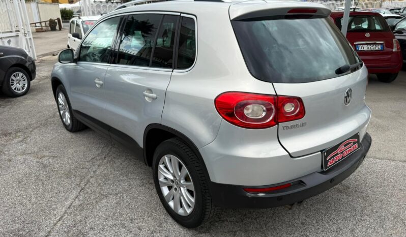 VW TIGUAN 2009 2.0 DIESEL pieno