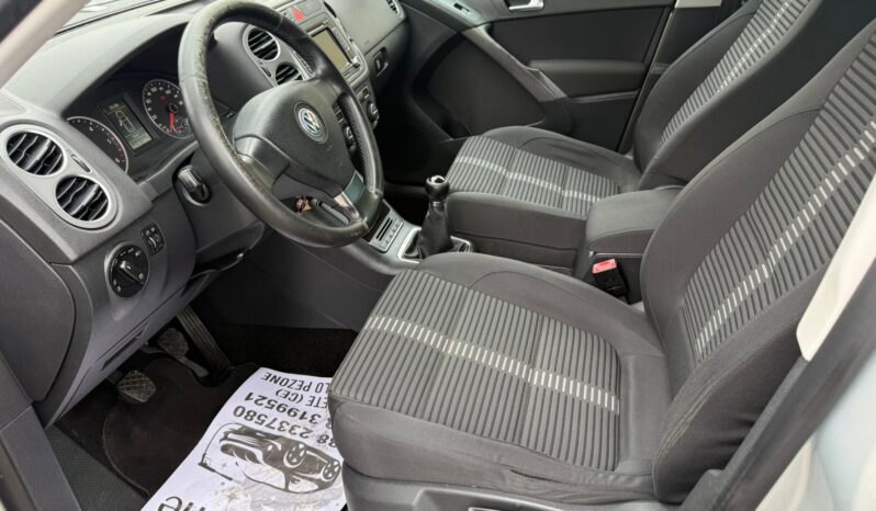 VW TIGUAN 2009 2.0 DIESEL pieno