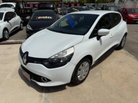 RENAULT CLIO 2015 1.5 DIESEL