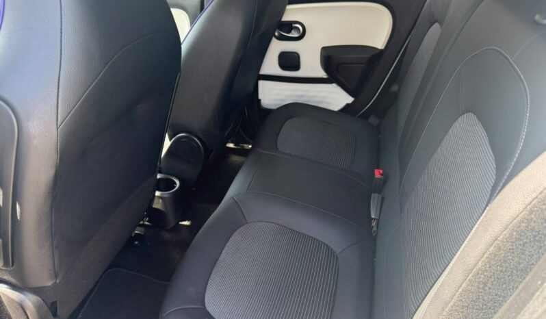 RENAULT TWINGO LOVELY 2016 1.0 BENZINA pieno