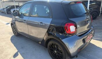 SMART FORFOUR AUTOMATICO 2015 1.0 BENZINA pieno