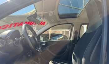 SMART FORFOUR AUTOMATICO 2015 1.0 BENZINA pieno