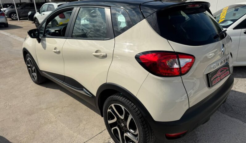 RENAULT CAPTUR 2015 1.5 DIESEL pieno