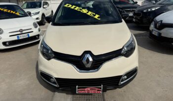RENAULT CAPTUR 2015 1.5 DIESEL pieno