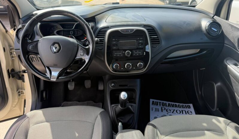 RENAULT CAPTUR 2015 1.5 DIESEL pieno
